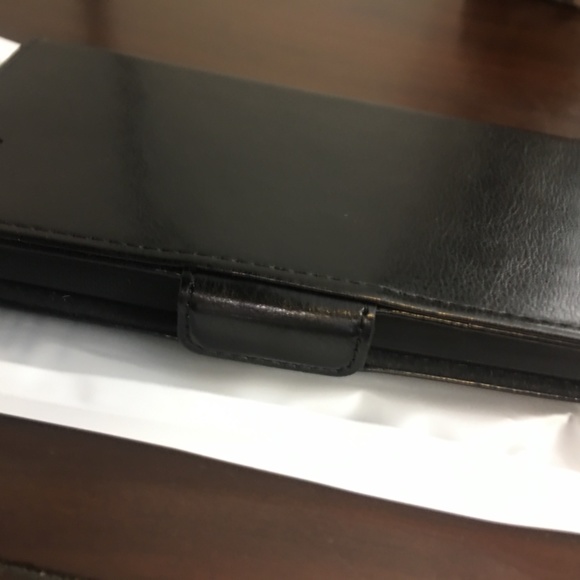 Newseego Leather Case Compatible with iPhone 12/iPhone 12 Pro Black - Picture 7 of 14